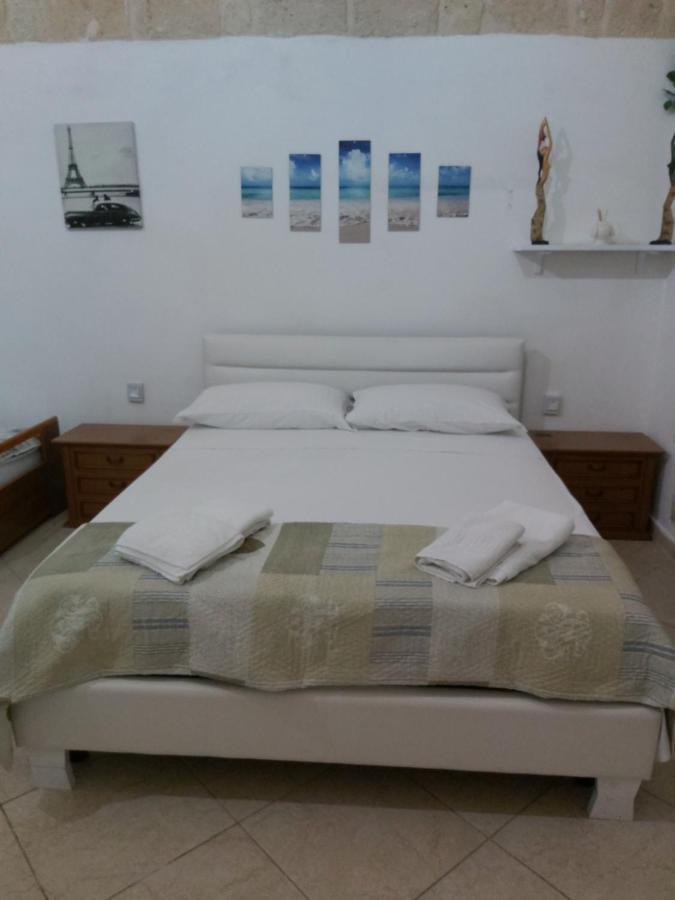 La Stradina Bed and Breakfast Trani Buitenkant foto