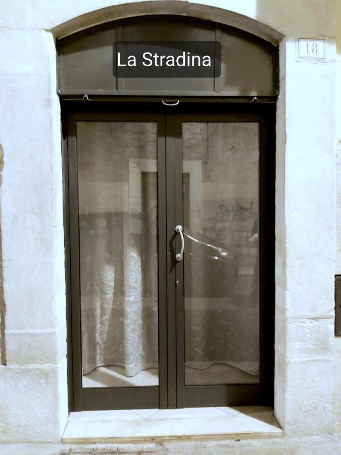 La Stradina Bed and Breakfast Trani Buitenkant foto